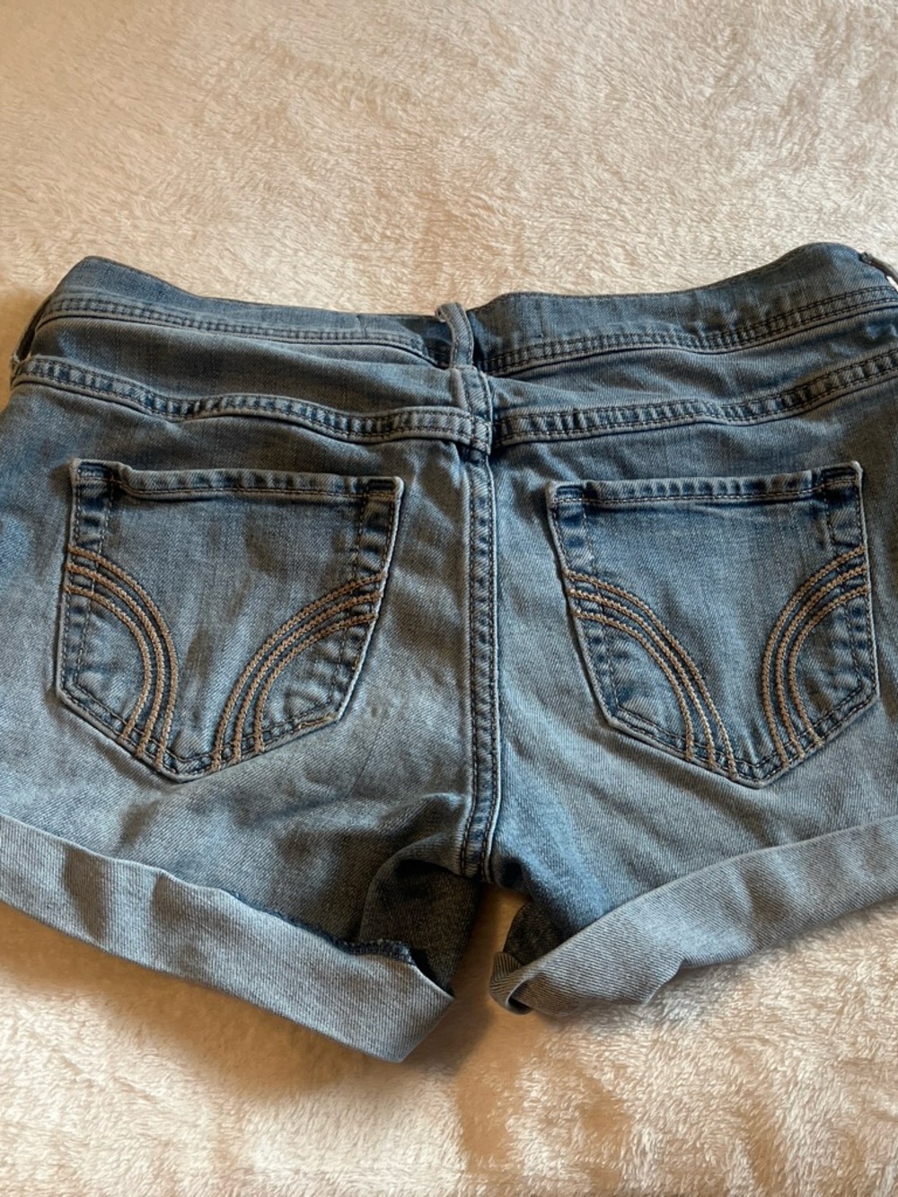 Hollister Midi Shorts Cuffed Hem Size 3 W 26